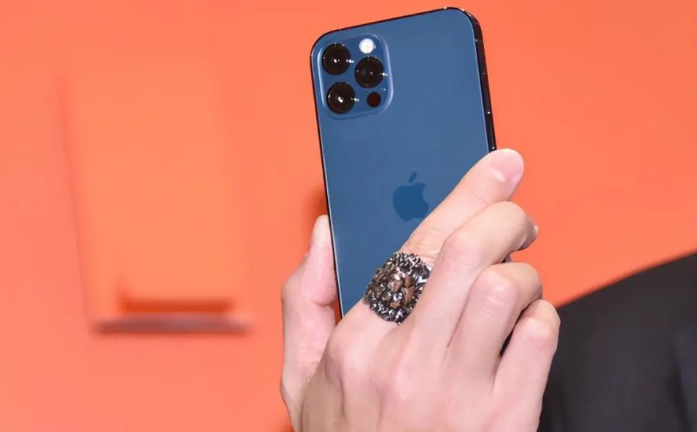化德苹果手机维修分享iPhone12系列重启方法教程 